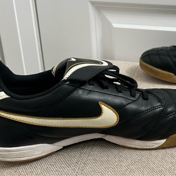 Nike Mens Tiempo Natural III IC 366206-018 Black Running Shoes Lace Up Size 7 - Picture 9 of 12